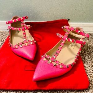 Valentino Garavani Hot Pink Rockstud T-Strap Pointed Flats